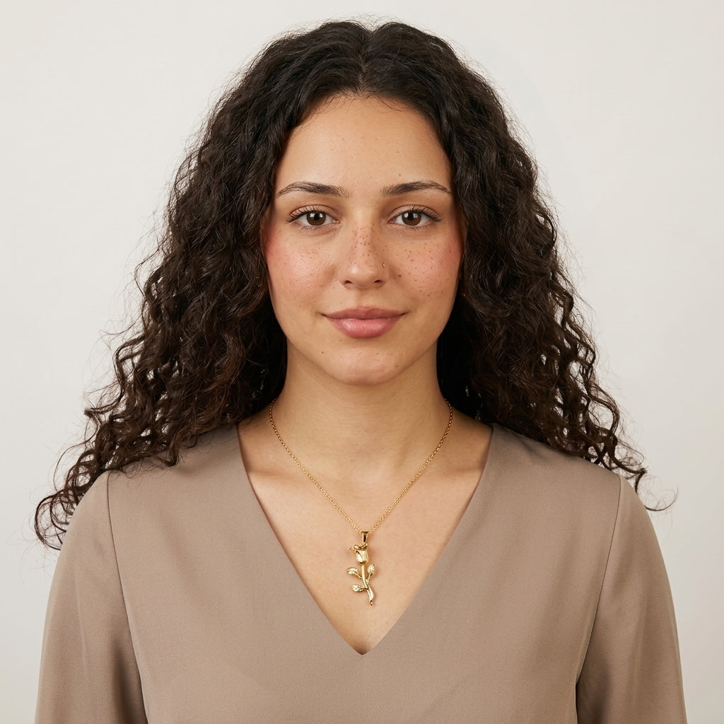 Golden Rose – Collier Rose Dorée