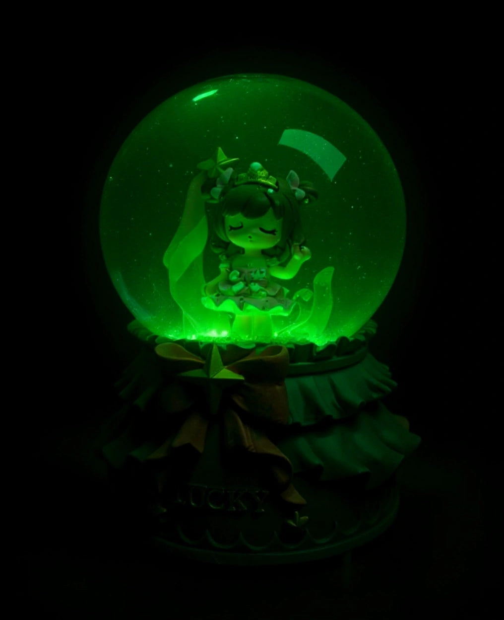Princess Lucky - Snow Globe