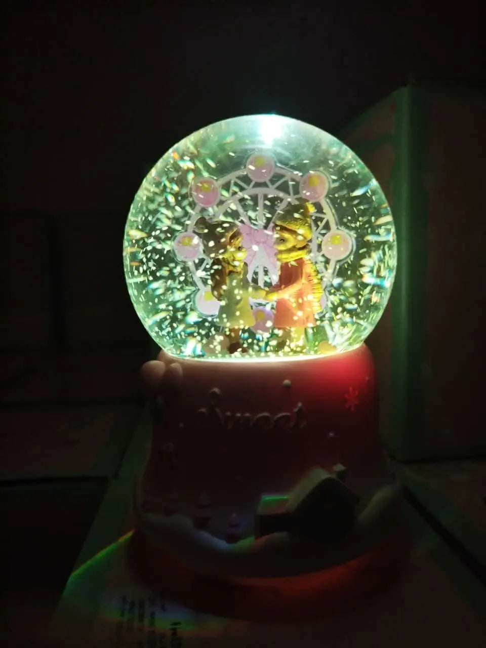 Sweet Winter – Snow Globe