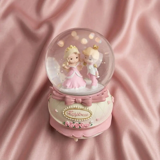 Love & Happiness – Snow Globe